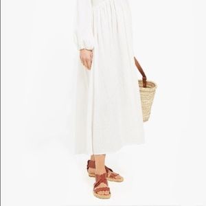 Chloe Scallaped Sandals